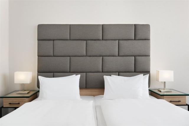 hotel-danubius-raba-madarsko-gyor-dvouluzkovy-pokoj-superior.jp