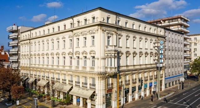 hotel-danubius-raba-madarsko-gyor-pohled-na-hotel (2).jpg