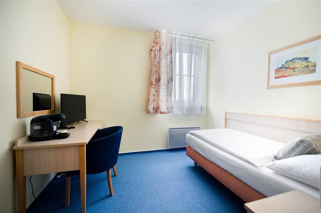 hotel-petrovy-kameny-ceska-republika-loucna-nad-desnou-jednoluz