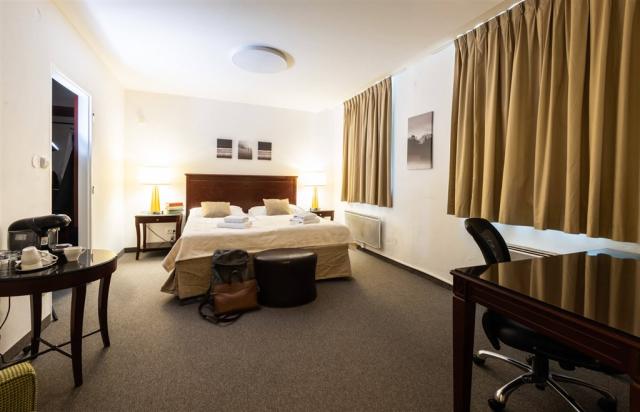 hotel-petrovy-kameny-ceska-republika-loucna-nad-desnou-dvouluzk