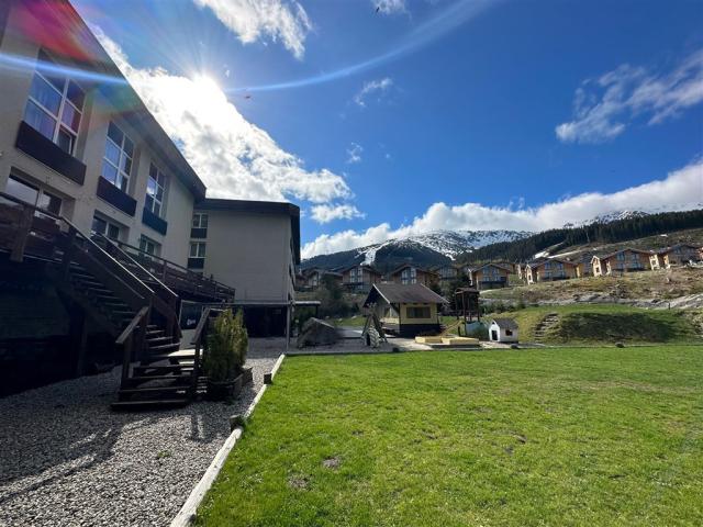 hotel-liptov-slovensko-demanovska-dolina-pohled-na-hotel (2).jp