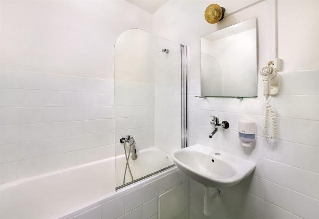 hotel-liptov-slovensko-demanovska-dolina-dvouluzkovy-rodinny-po