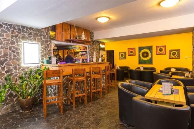 hotel-liptov-slovensko-demanovska-dolina-bar.jpg
