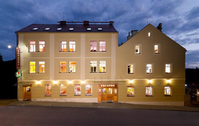 wellness-hotel-kocanda-ceska-republika-decin-pohled-na-hotel.ti