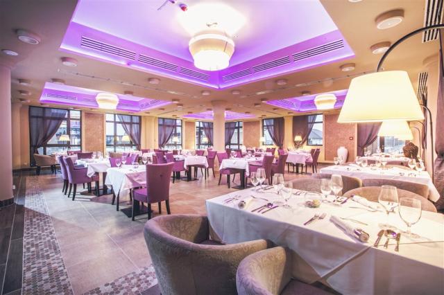 Buk-Caramell-resort-Cardamom Restaurant.jpg