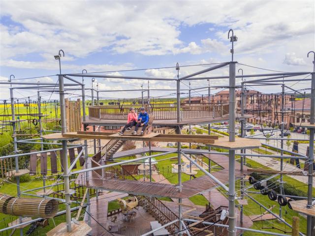 Buk-Caramell-resort-Kristal Tower.jpg