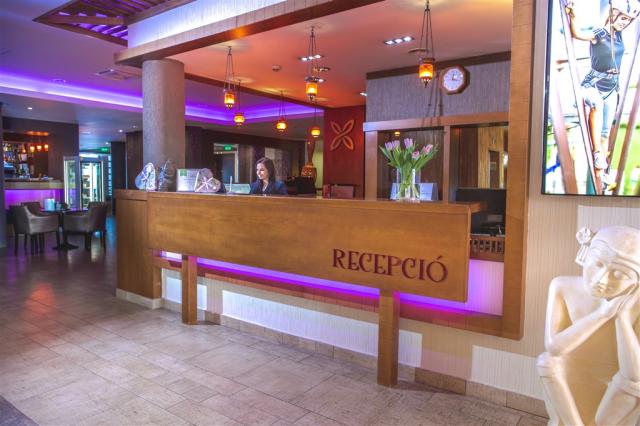 Buk-Caramell-resort-Reception.jpg