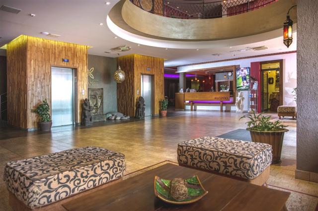 Buk-Caramell-resort-Lobby (2).jpg