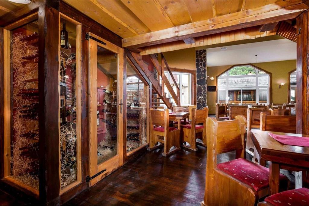 kupele-novy-smokovec-restaurace.jpg