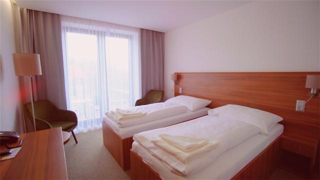 hotel-grand -II-kupele-novy-smokovec-pokoj-klasik.jpg