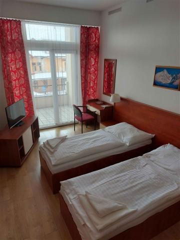 hotel-branisko-kupele-novy-smokovec-pokoj-klasik.jpg