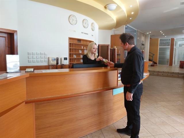 hotel-palace-kupele-novy-smokovec-recepce.jpg