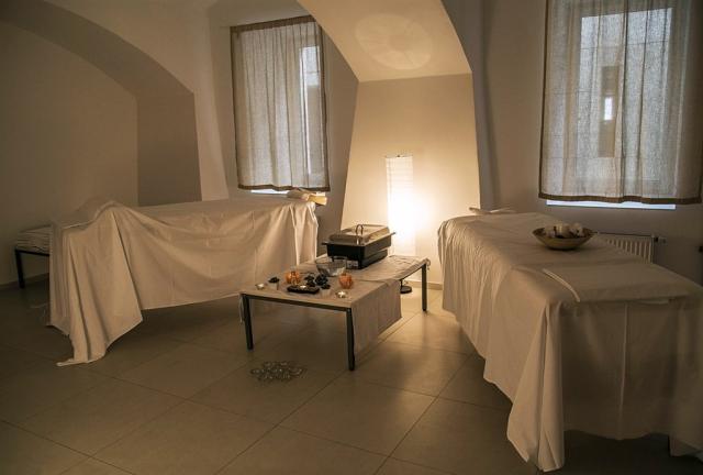 ea-business-hotel-jihlava-ceska-republika-jihlava-wellness-masa