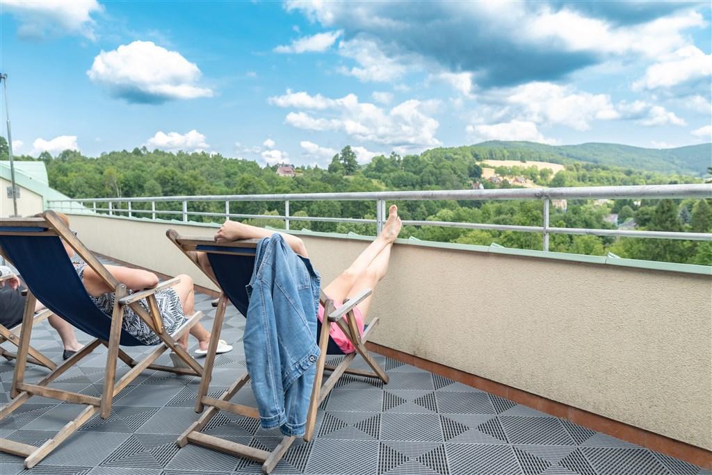 hotel-novy-dum-ceska-republika-lazne-libverda-terasa1.jpg.jpg