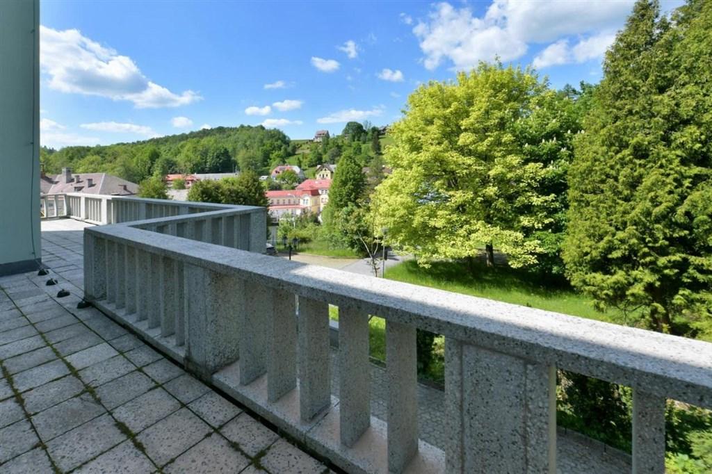 hotel-panorama-ceska-republika-lazne-libverda-vyhled (2).jpg