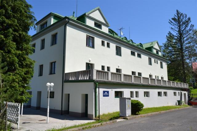 hotel-panorama-ceska-republika-lazne-libverda-pohled-na-hotel (
