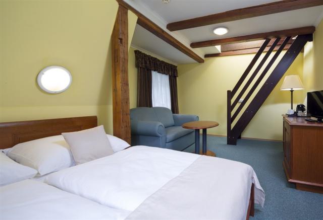 hotel-lesni-zatisi-ceska-republika-lazne-libverda-pokoj (3).JPG