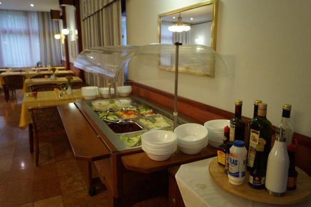Komfort-hotel-platan-snidane2.jpeg