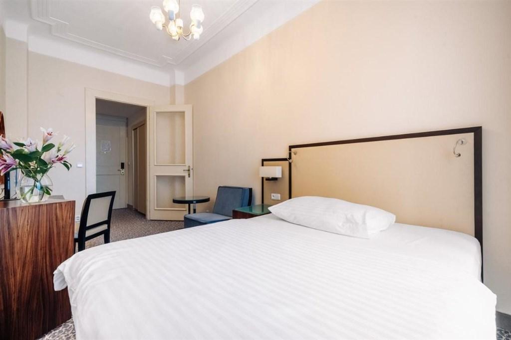 hotel-bohemia-cesko-marianske-lazne-pokoj-10.jpg
