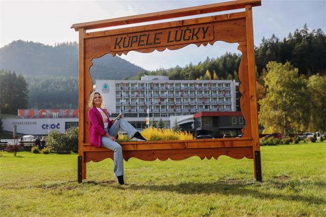 kupele-lucky-lavicka.jpg