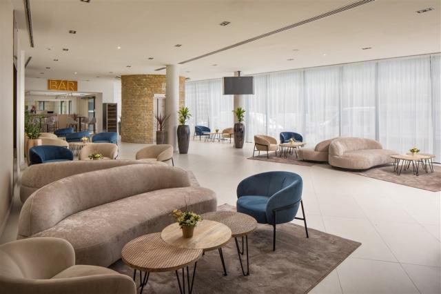 fagus-hotel-conference-spa-madarsko-sopron-lobby (2).jpg