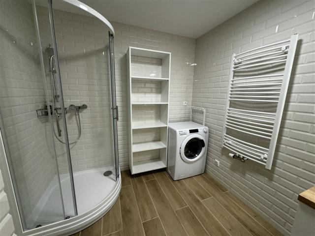 galanda-apartments-2pokojovy-apt-koupelna1.JPG