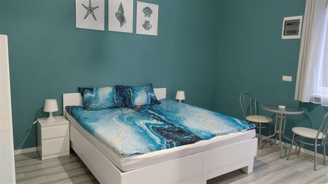 takaros-apartman-manzelska-postel.jpg