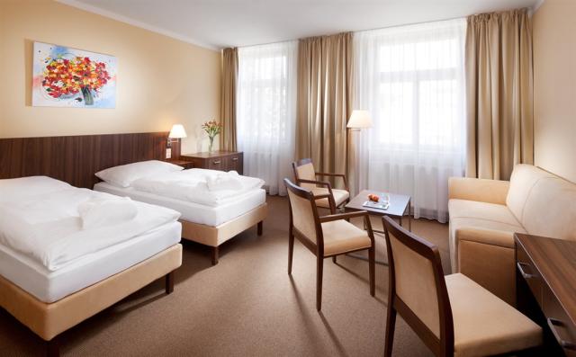 hotel-morava-ceska-republika-luhacovice-dvouluzkovy-pokoj.jpg