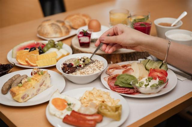 hotel-rehavital-jablonec-nad-nisou-food.jpg