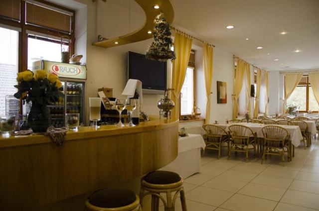 hotel-villa-siesta-lobby.jpg