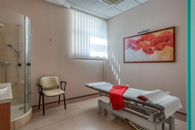 thermal-sarvar-ensana-health-spa-hotel-madarsko-masaze.JPG