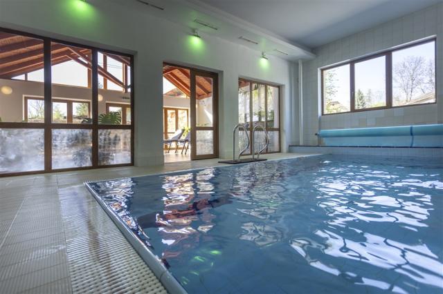 hotel-praded-thamm-bazen.jpg