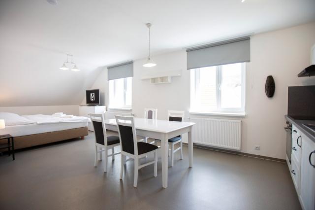 Palava-Amenity-Apartmany-Perna-ctyrluzkovy-apartman-2.jpg