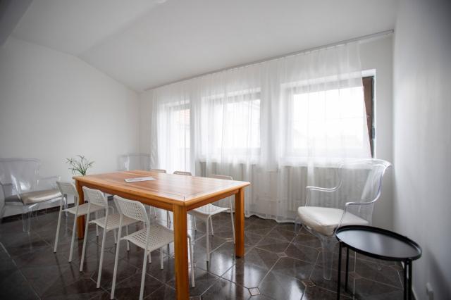 Palava-Amenity-Apartmany-Perna-apartman-pro-6-osob.jpg