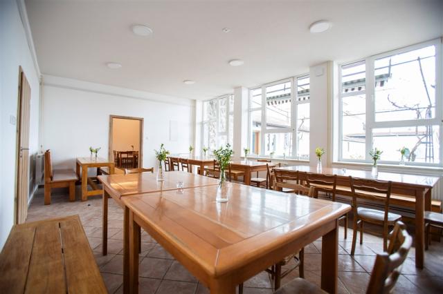 Palava-Amenity-Apartmany-Perna-snidane-4.jpeg