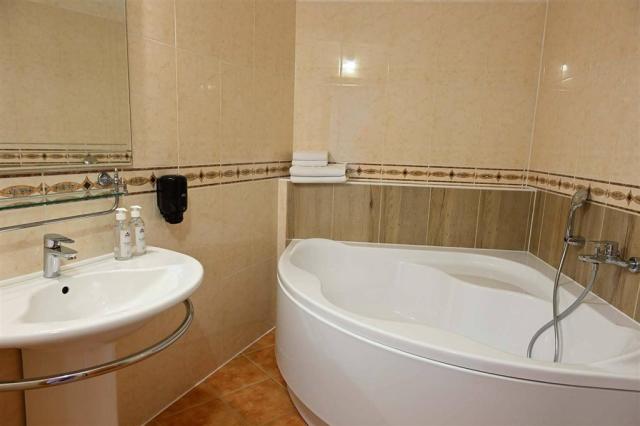 nova-lesna-hotel-euforia-apartman-koupelna.jpg