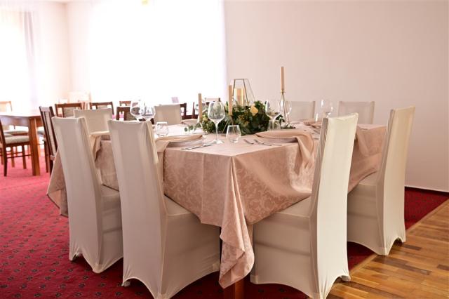 nova-lesna-hotel-euforia-restaurace-6.JPG