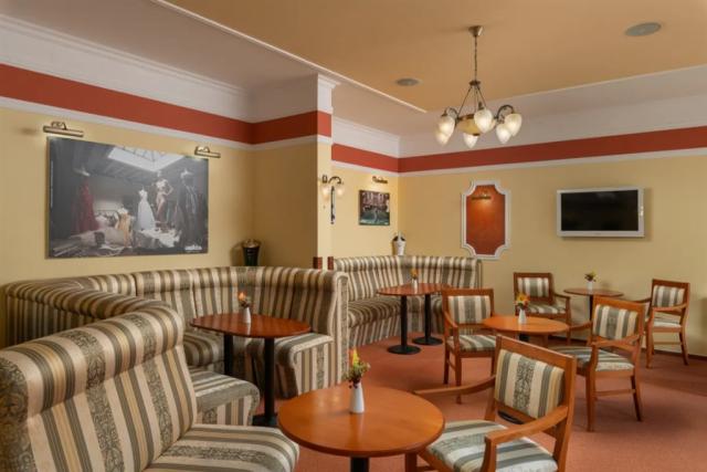 frantiskovy-lazne-savoj-spa-hotel-lobby.png