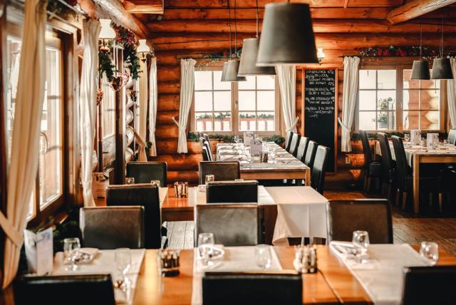 hotel-kaskady-slovensko-sliac-restaurace (2).jpg