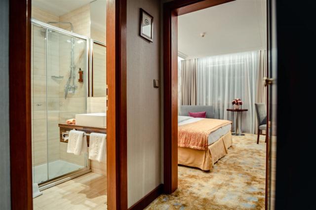 hotel-kaskady-slovensko-sliac-pokoj (7).jpg