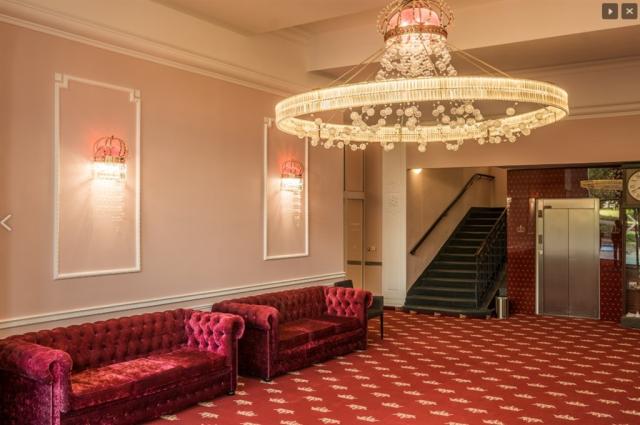 teplice_lazensky_dum_cisarske_lazne_lobby.jpg