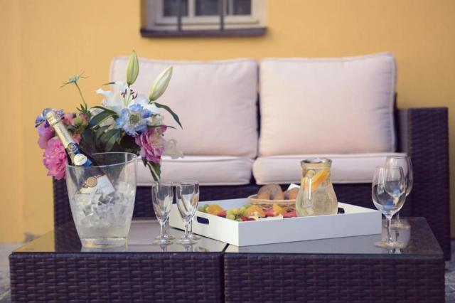 cesky_krumlov_bellevue_hotel_zahradka_restaurace2.jpg