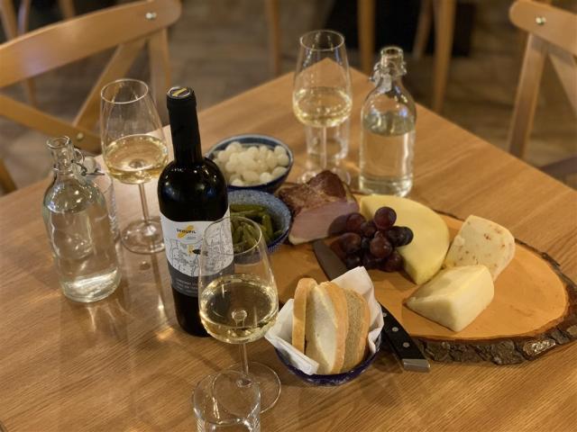 Penzion-Dobik-Pasecna-Lipno-Cesko-degustacni-nabidka.jpeg