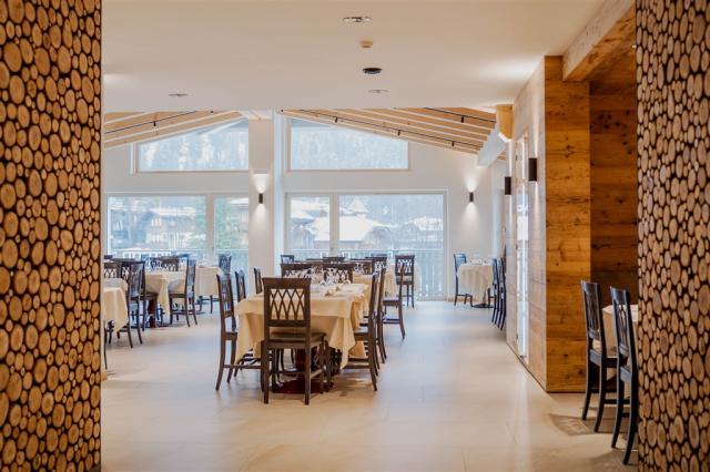 Hotel  Ideal, Itálie - Val di Sole - Madonna di Campiglio, zobr