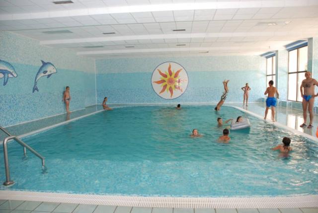 Hotel Zagreb - vnitřní bazén.