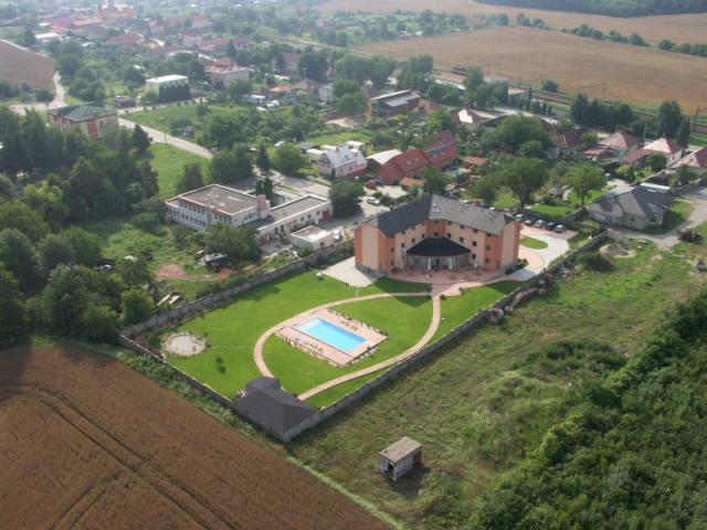 Celkový pohled na areál penzionu.