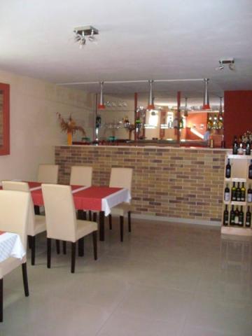 Bar.
