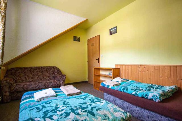 Apartmán ložnice 2 lůžka oddělená.