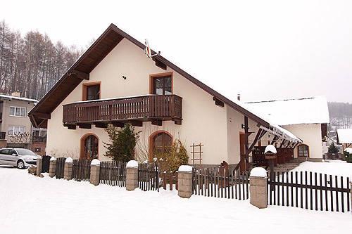 Apartmány Kačenka zima exterier.