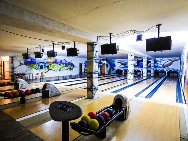 Bowling.